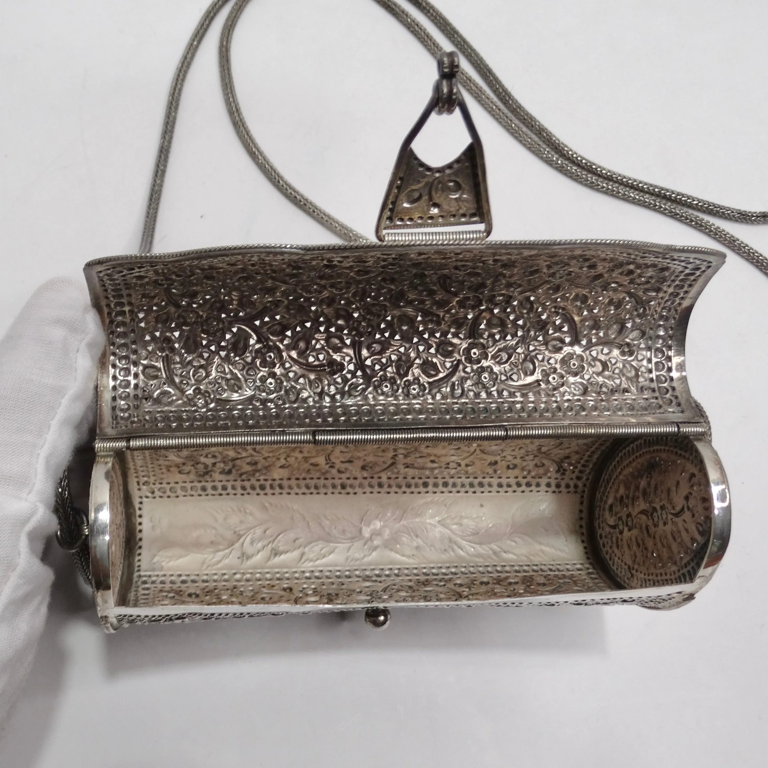 1970s Pure Silver Crossbody Handbag