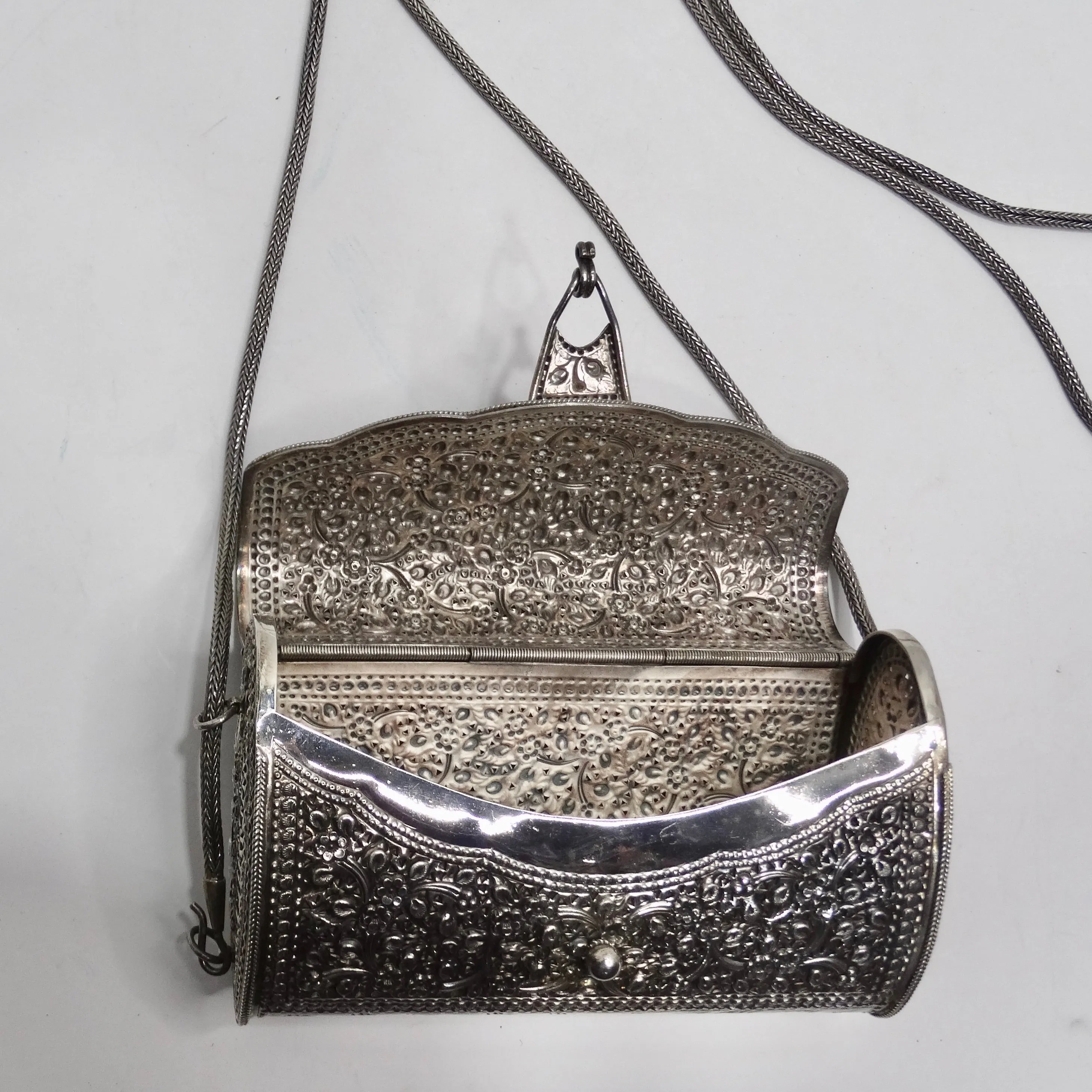 1970s Pure Silver Crossbody Handbag