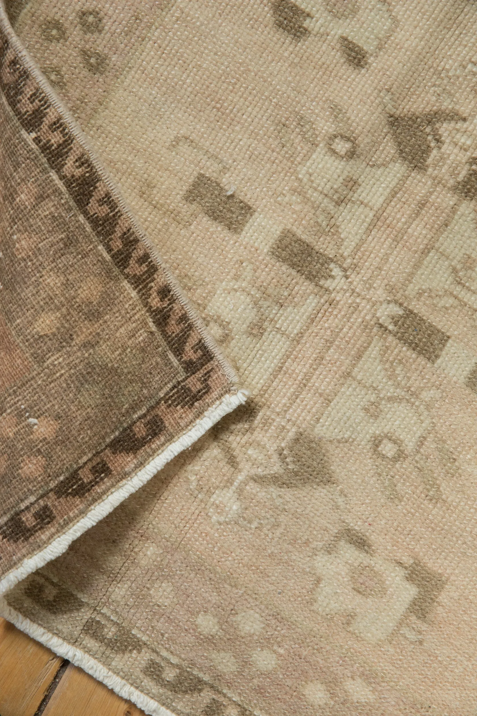 2x2 Vintage Distressed Oushak Square Rug Mat