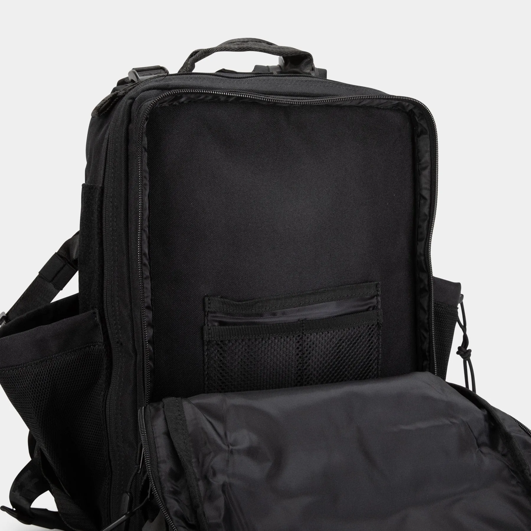 BUILT FOR ATHLETES - 25L HERO 2.0 BACKPACK - BLACK