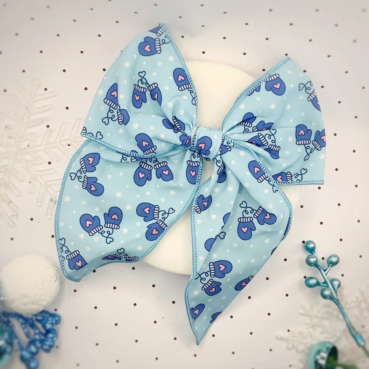 Cozy Mittens Bow Strip and Scrunchie Collection