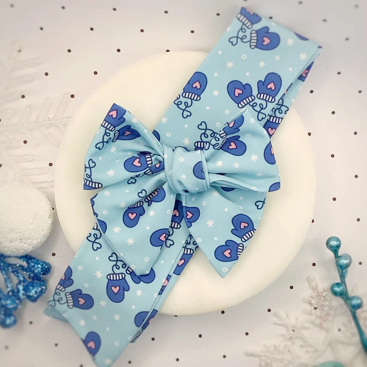Cozy Mittens Bow Strip and Scrunchie Collection