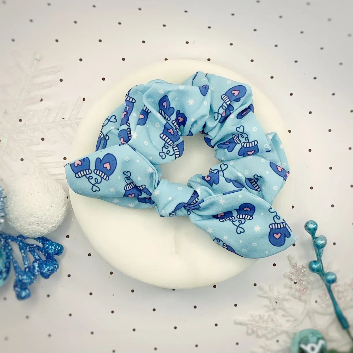 Cozy Mittens Bow Strip and Scrunchie Collection