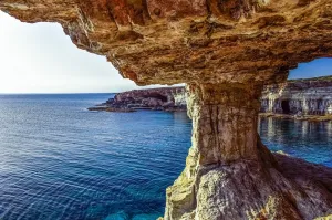Cyprus - Sunny Shores to Ancient Doors: A Comprehensive 10-Day Guide
