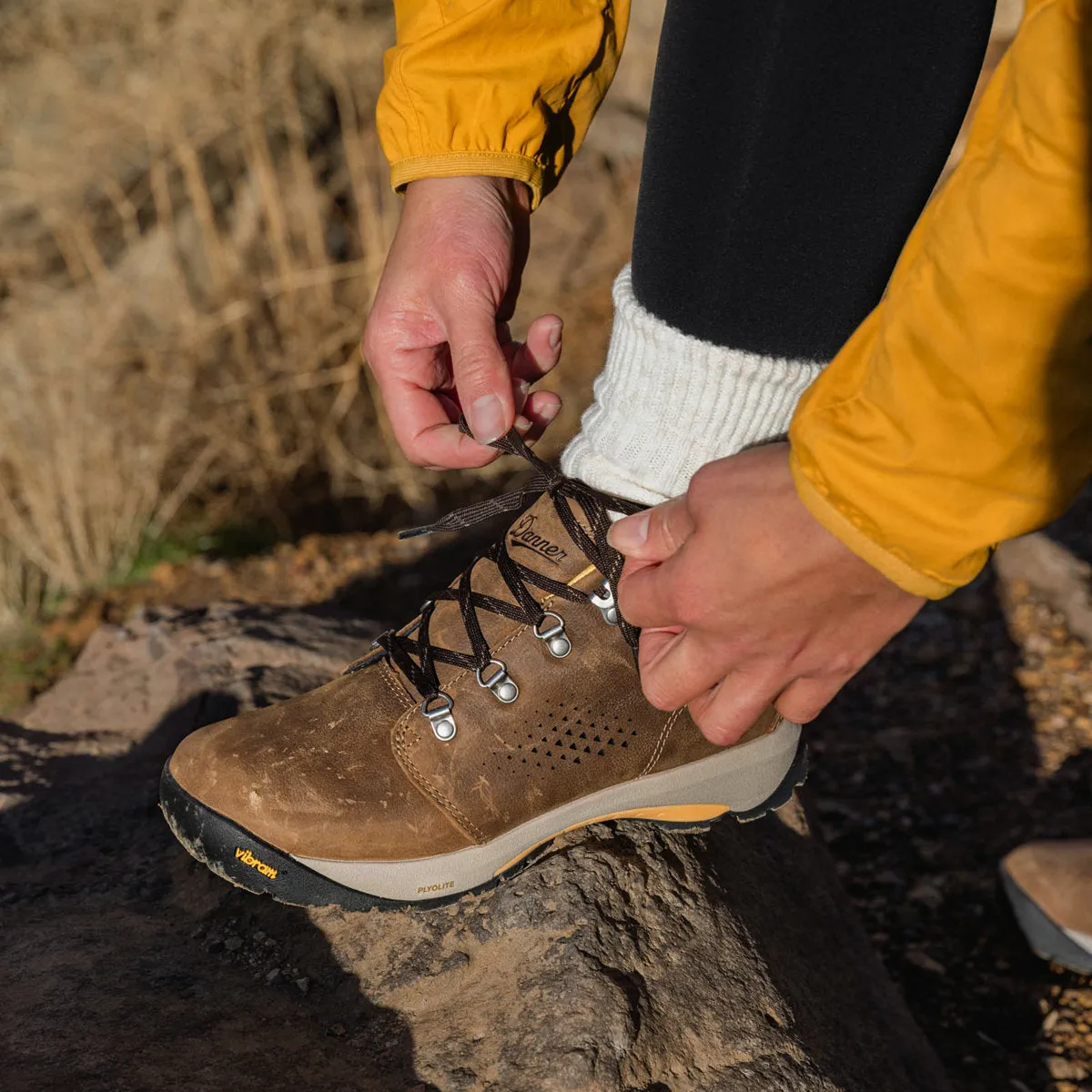 Danner Women's Inquire Chukka 4" WP Hiking Boot -Brown- 64508