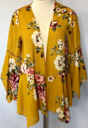 FLORAL FLARED SLEEVE KIMONO
