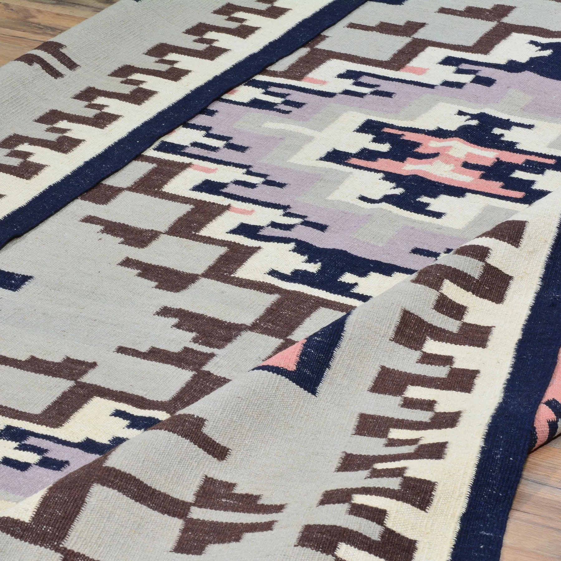 Hand-Woven Reversible Navajo Style Handmade Wool Rug (Size 6.5 X 9.8) Cwral-8712