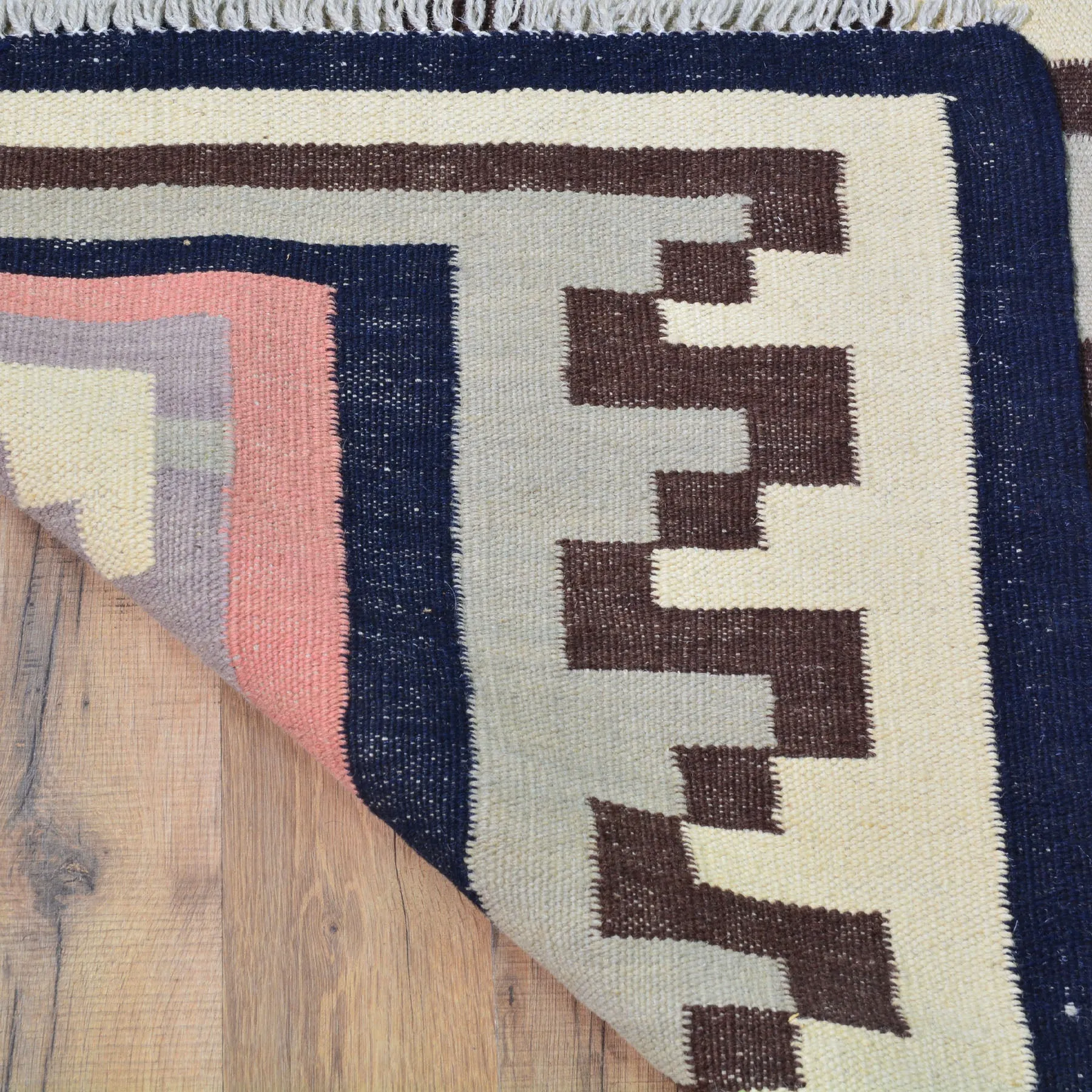 Hand-Woven Reversible Navajo Style Handmade Wool Rug (Size 6.5 X 9.8) Cwral-8712