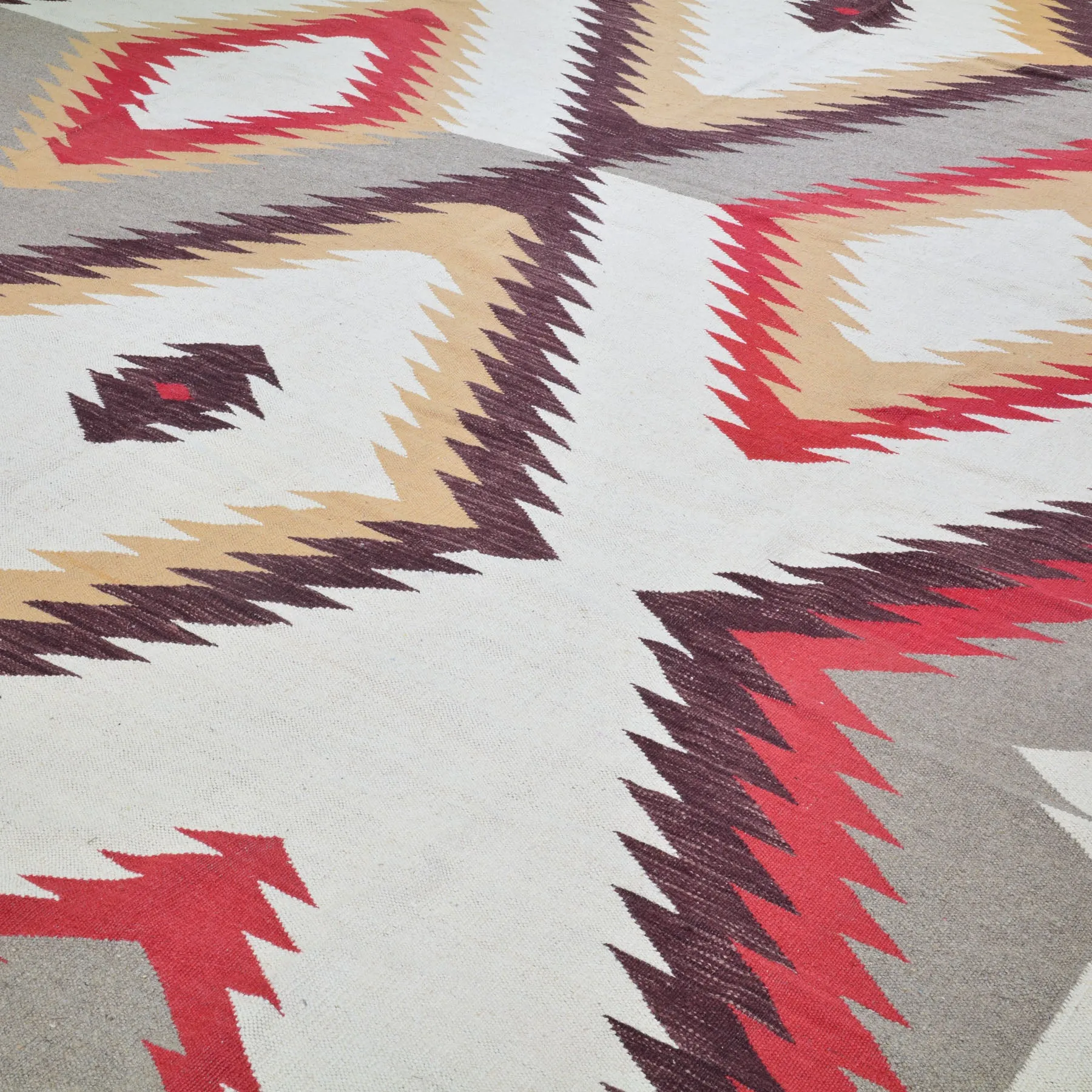 Hand-Woven Reversible Southwestern Design Handmade Wool Kilim (Size 9.9 X 13.2) Cwral-10296