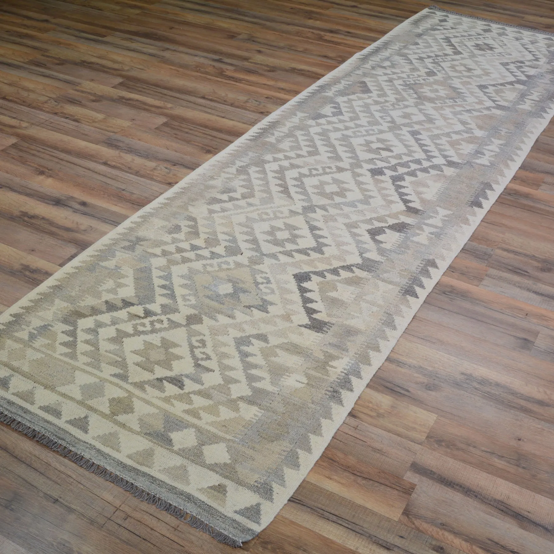 Hand-Woven Tribal Reversible Wool Oriental Momana Kilim Rug (Size 2.9 X 9.9) Cwral-10239