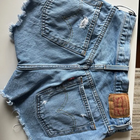 Levi's 501 Denim Shorts (2)