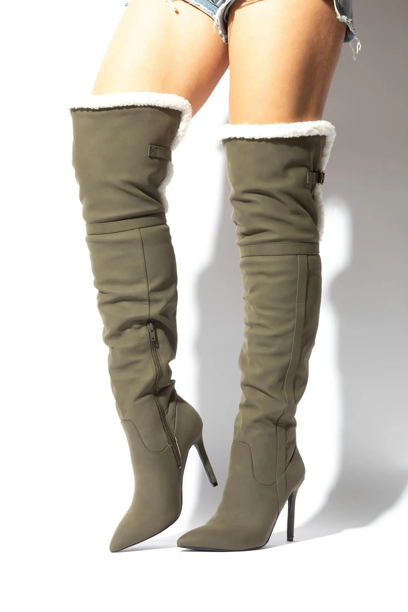 LOVE CIRCLE MATA SHOES