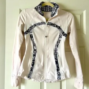 Lululemon Define Jacket - White with Black Web Print Accents - Size 6