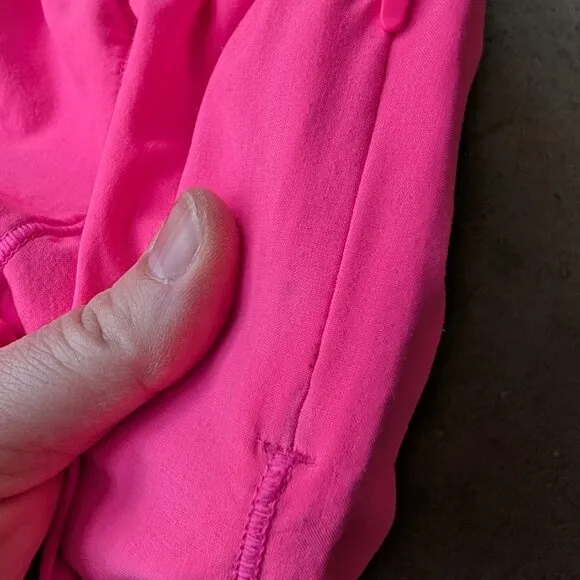 Lululemon Hotty Hot Short II Long Hot Pink Lip Gloss size 4