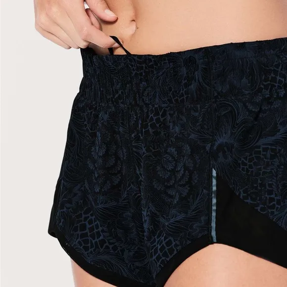Lululemon Miles Ahead Short (2.5&quot;)
