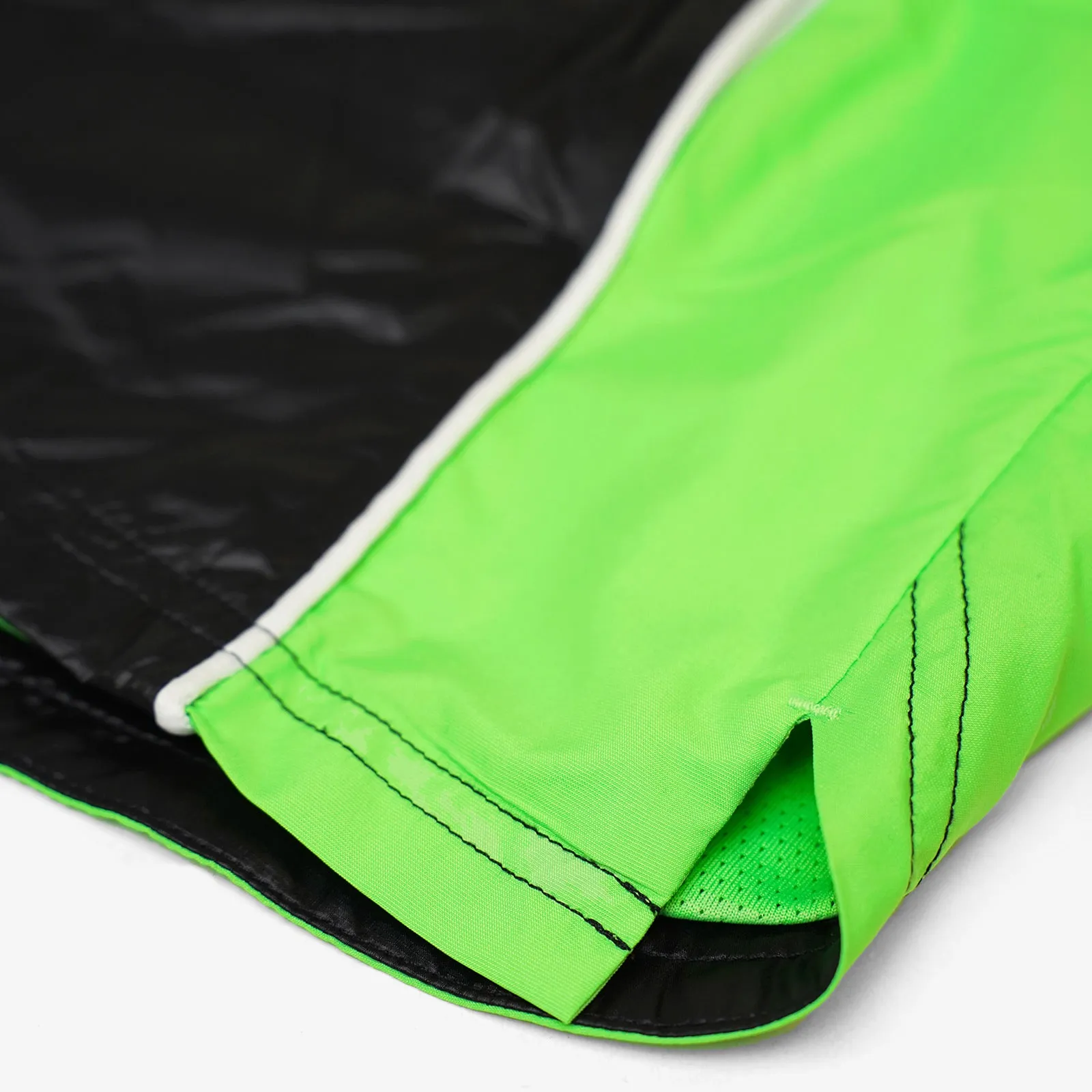 Melo Slime Woven Dime Jacket - Black