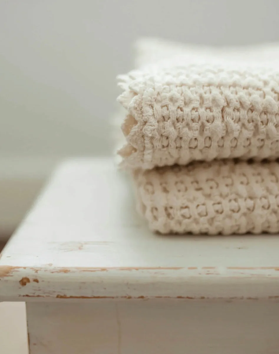 NEW GRAIN COZY WAFFLE BLANKET - TWIN SIZE || MILK