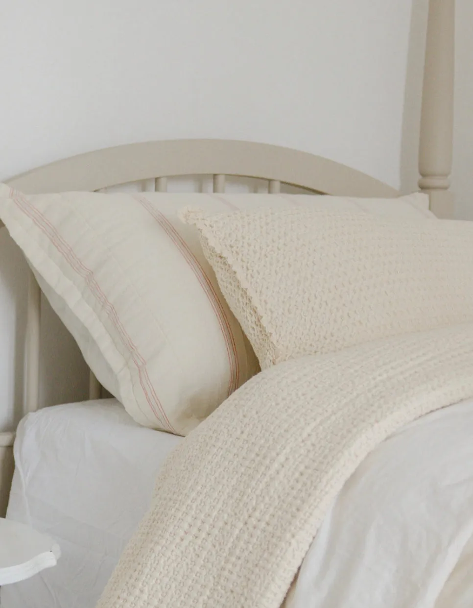 NEW GRAIN COZY WAFFLE BLANKET - TWIN SIZE || MILK