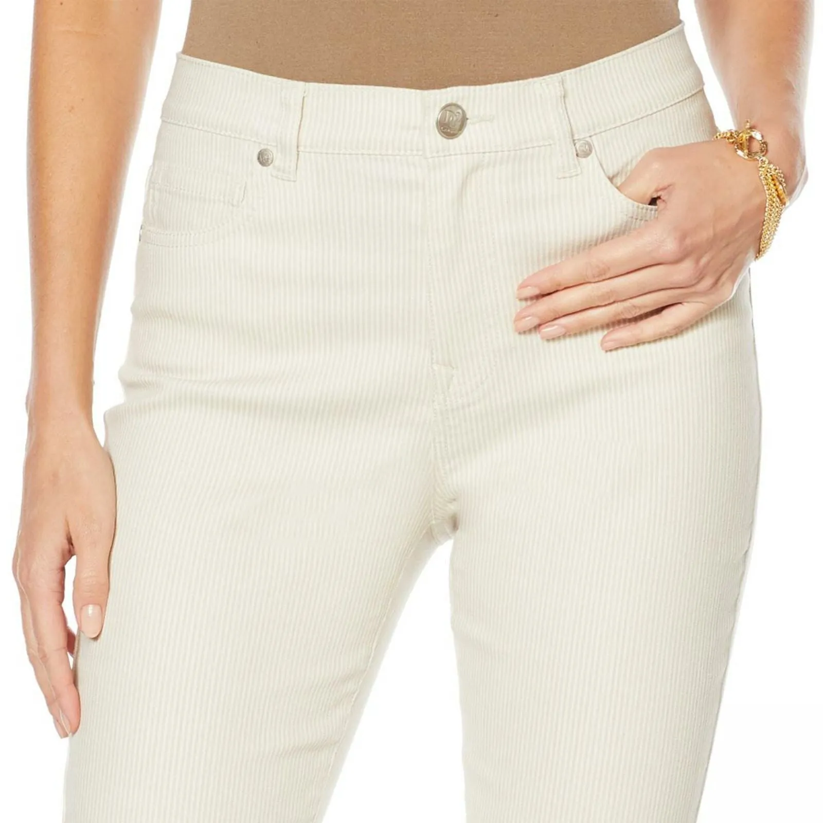 NWT DG2 By Diane Gilman Womens Classic Stretch Pinstripe Crop Jean. 655629 10