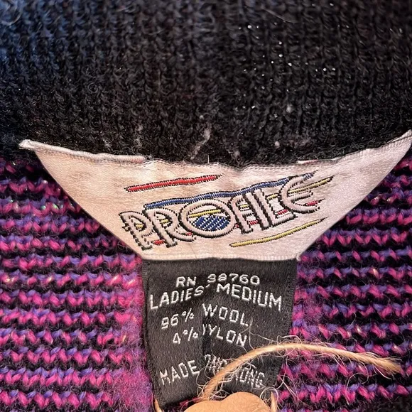Profile - vintage, purple/pink wool sweater, quilt look