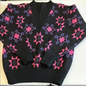 Profile - vintage, purple/pink wool sweater, quilt look