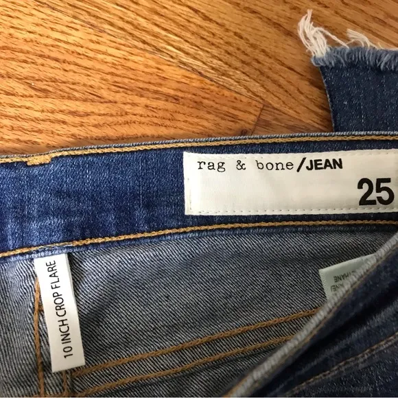 Rag &amp; Bone 10” Crop Flared Jeans