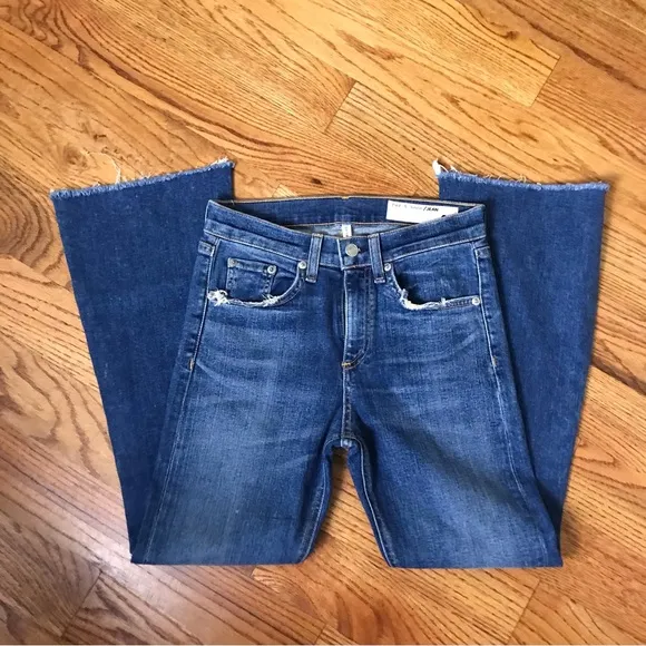 Rag &amp; Bone 10” Crop Flared Jeans