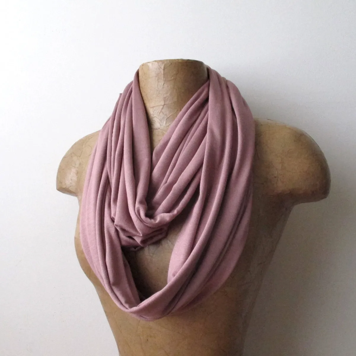 ROSY BROWN Infinity Scarf