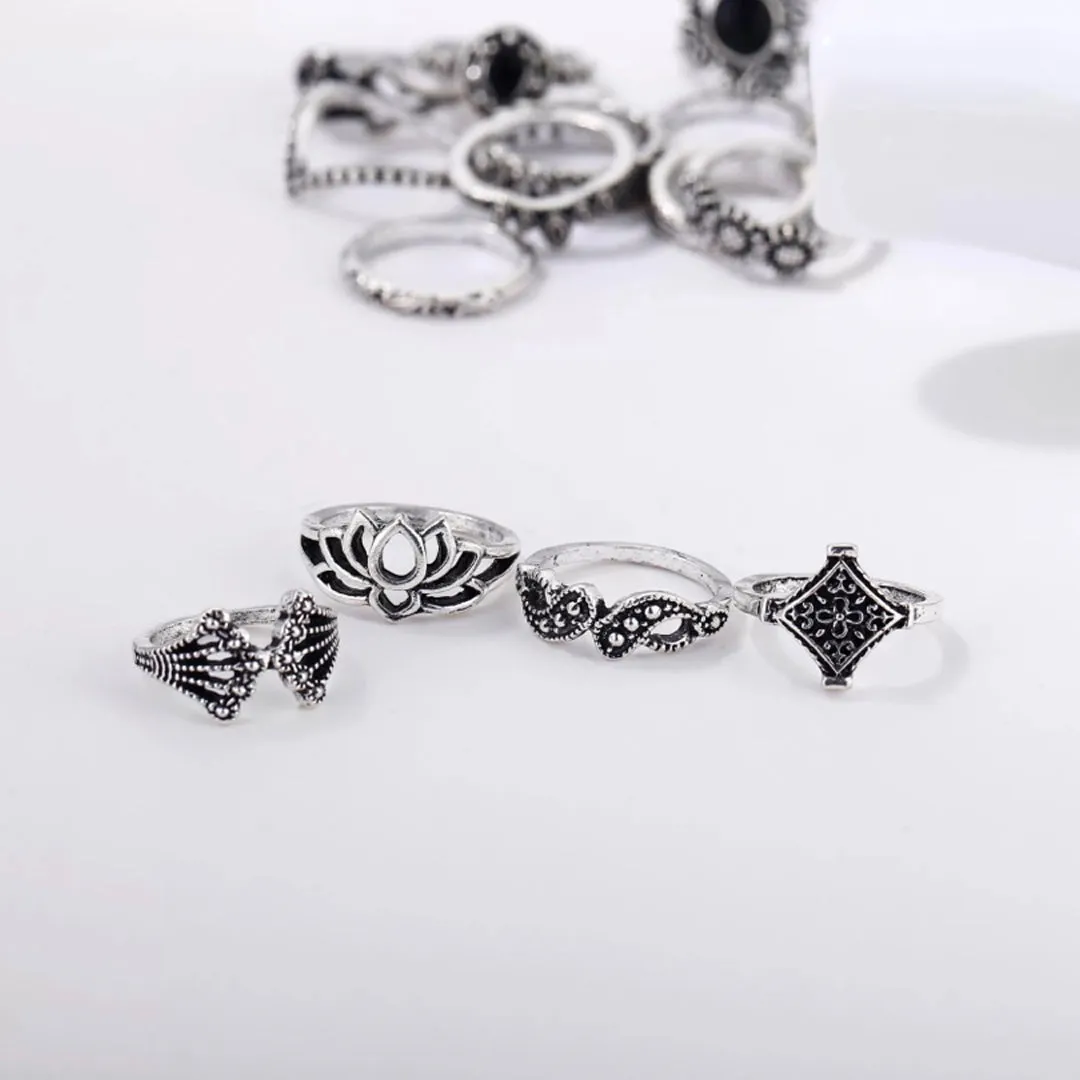 Silver Fifteen Pcs Vintage Floral Design Plushy Ring Set