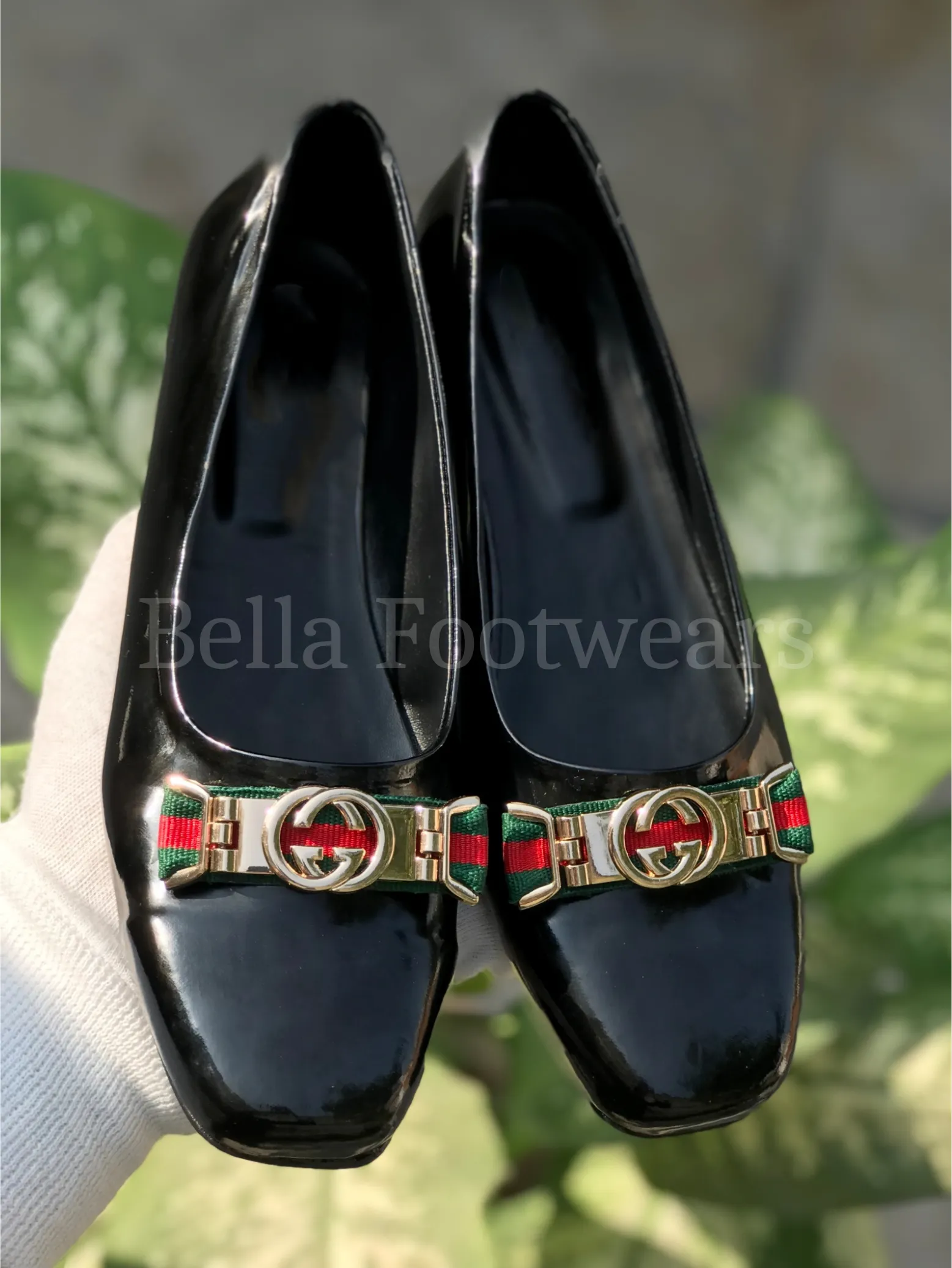 Stylish T Pumps