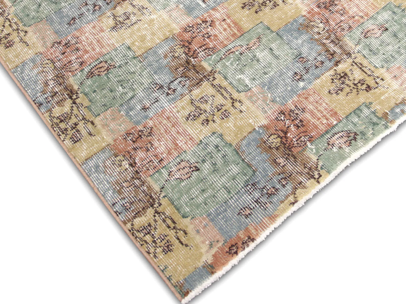 Vintage Turkish Mid-Century-Modern Rug - 5'10" x 8'7"