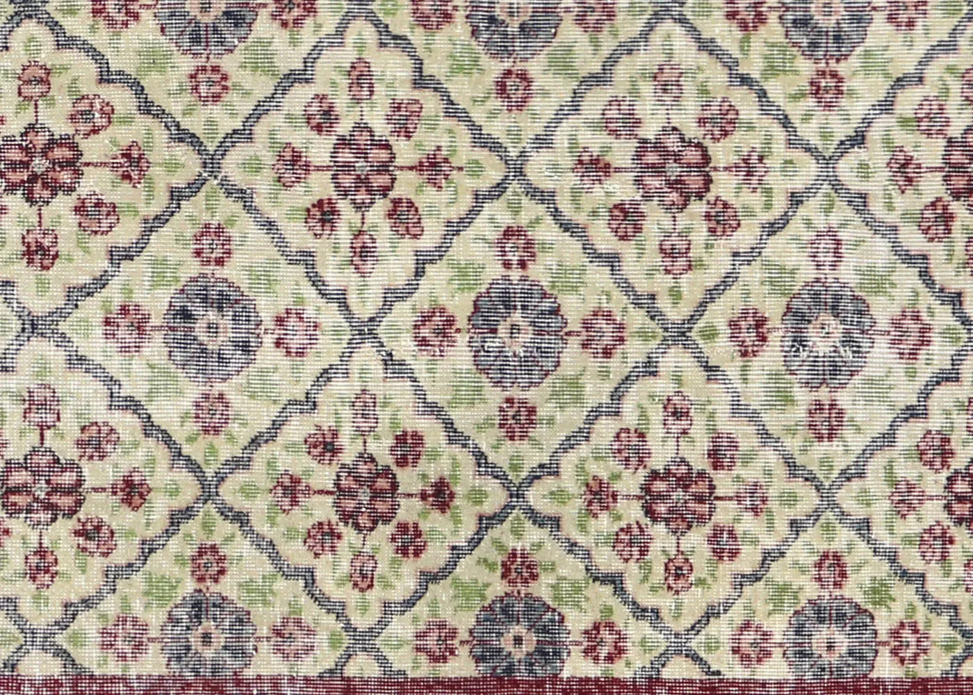 Vintage Turkish Mid-Century-Modern Rug - 6'10" x 10'2"